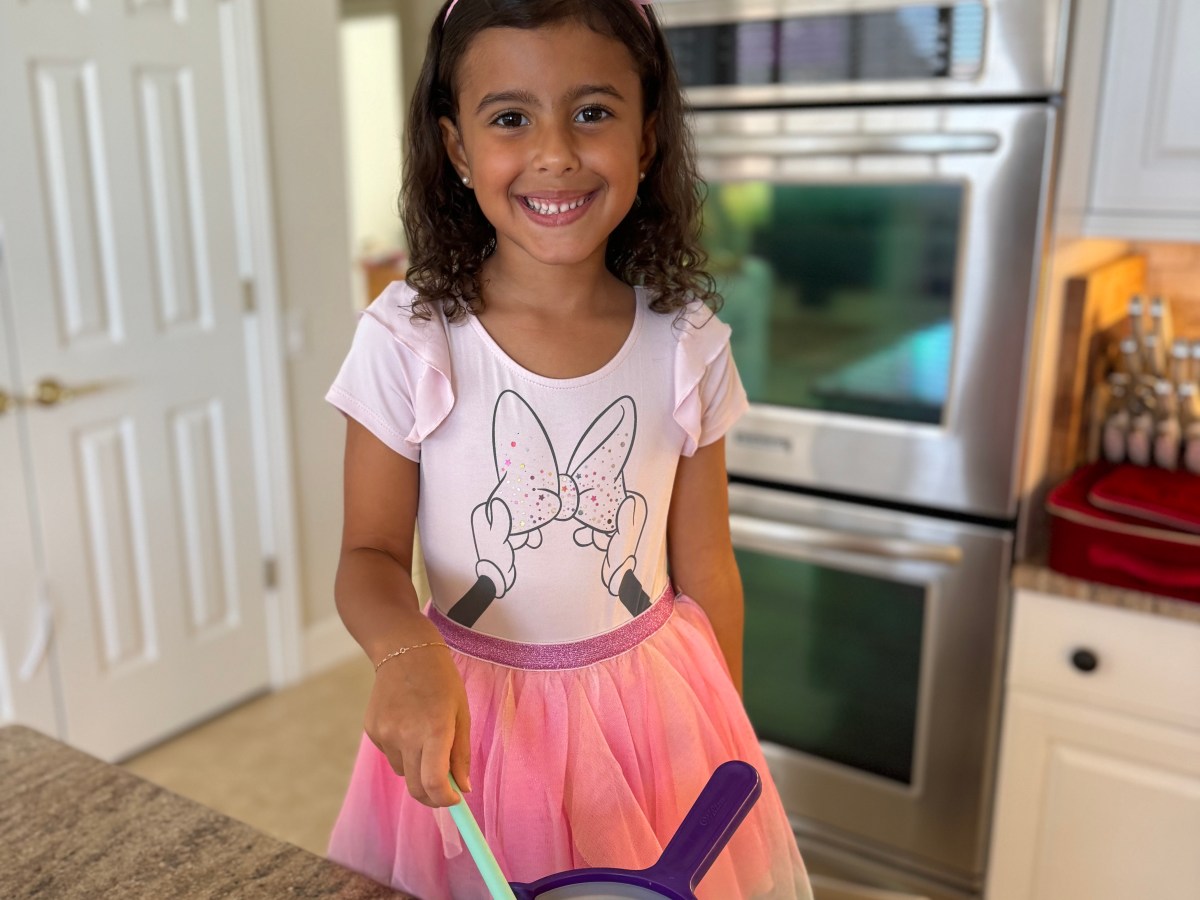 CAKE POP DECORATION WITH&nbsp;VIVI